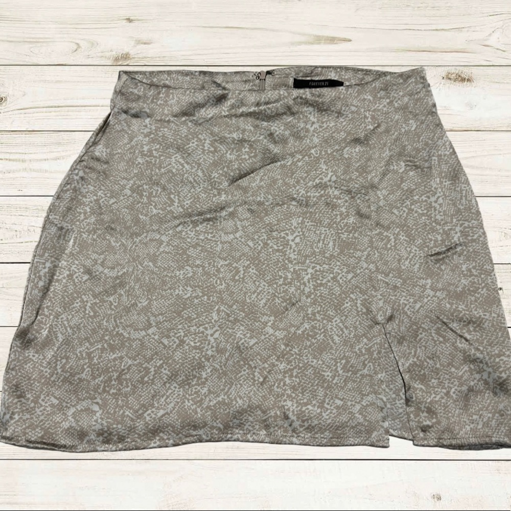 Cute short skirt